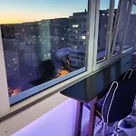 Viewtopia - Where Glows Beneath Your Feet By Flat Mаnаger Διαμέρισμα