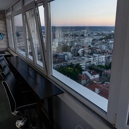 Viewtopia - Where Glows Beneath Your Feet By Flat Mаnаger Apartmán