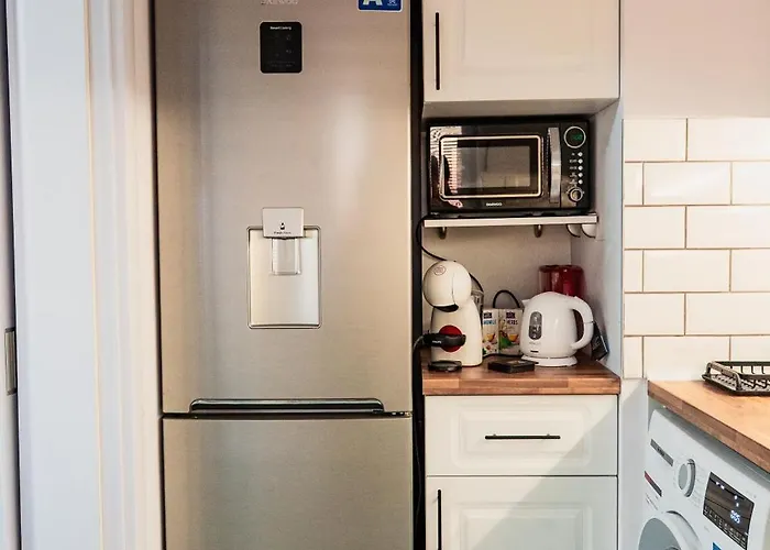 Viewtopia - Where Glows Beneath Your Feet By Flat Mаnаger *